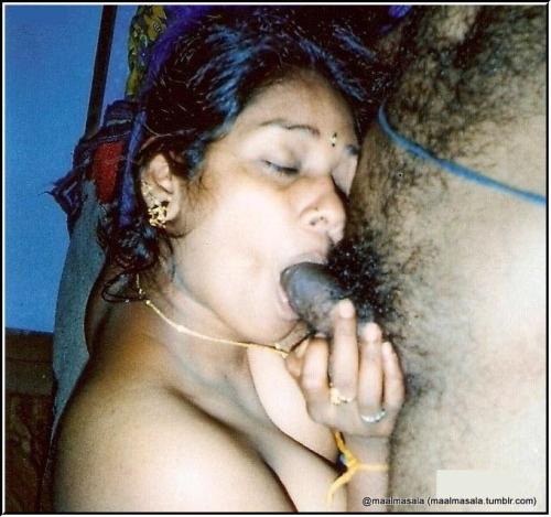 Porn Pics maalmasala:  Desi Bhabhi Jyotsna gets horny