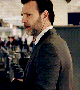 byrneout: The endless list of things I like about David Morrissey 4/ -Beard & Scruff 