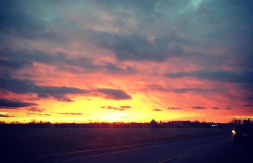 queenjsxo: sunset drives || ☀️