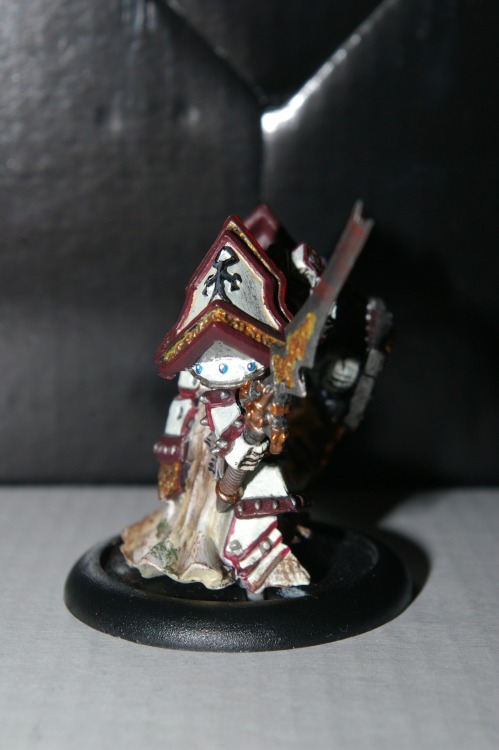 As I promised, here’s Marcuss, fully painted (his base is not finished - shame on me!) and rea