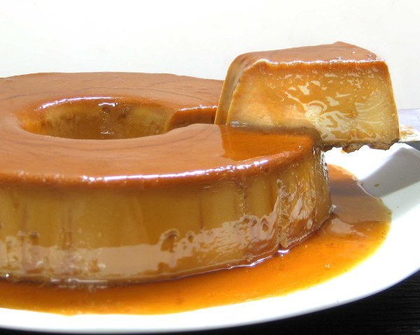 thecakebar:  Dulce de Leche Flan Only 5 ingredients,  &amp; easy! 