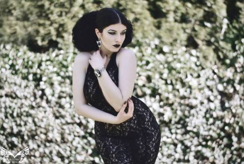 Sex gothicandamazing:  Model, hair & make-up: La pictures