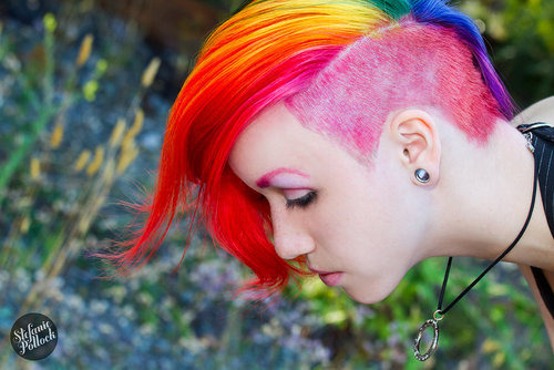kieraoona:  i like this!  COLOR!!  wow!
