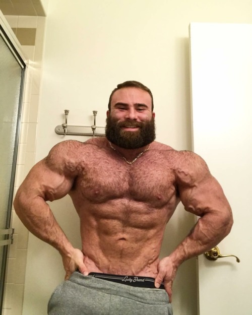 massiveneanderthal: dragon86xxx: Frank Mannarino One of my favorite hairy beast bodybuilders