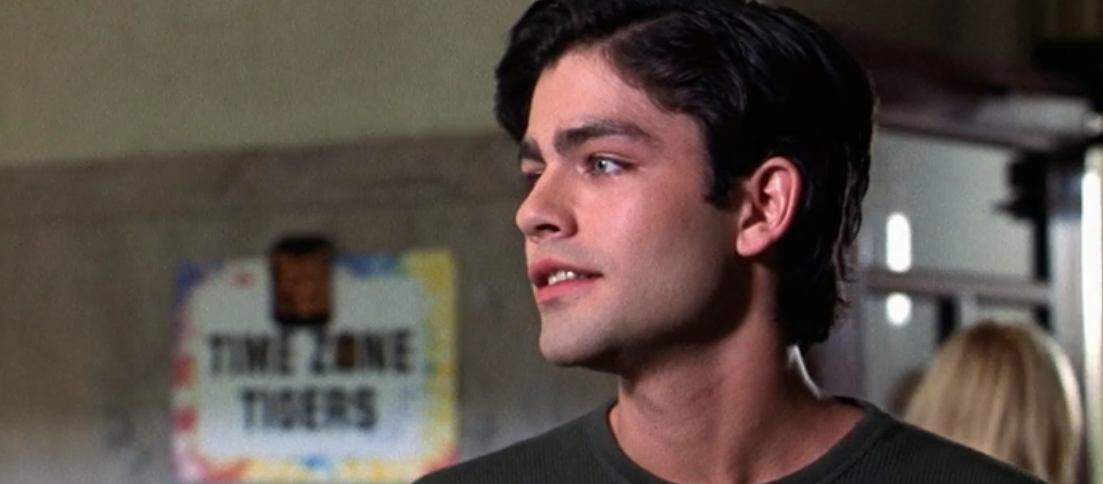 8hy:  “So, who are we making jealous?”“Everyone.”Drive Me Crazy (1999)dir.