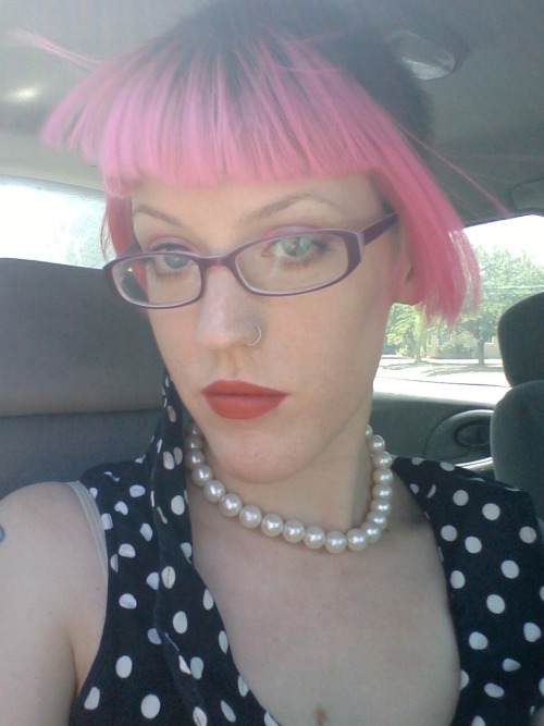 the-beauty-queen-from-mars:  Look at meee, I’m pretending to be a supermodel with my wind blow