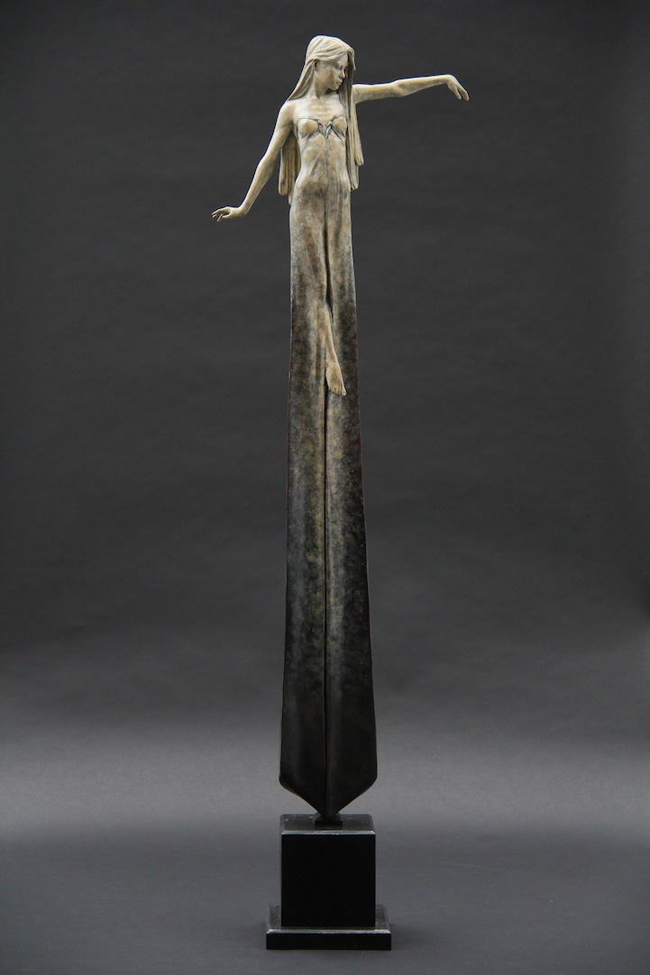 littlelimpstiff14u2:  Beautifully Oxidized Bronze Sculptures of Elongated Women Michael