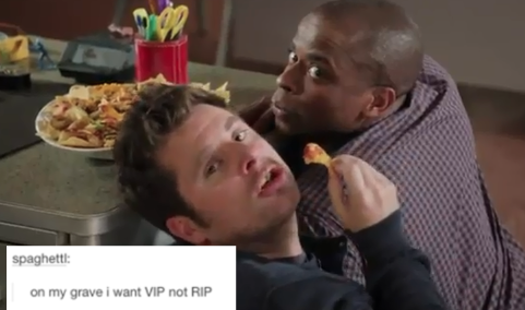 ohmyoscarisaac:  Psych text post meme