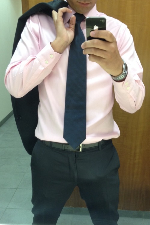 johnnybvlgari:  Suit of the day to celebrate 500 followers… 