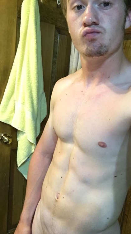 baitkc:  Jake 18yrs. Straight boy 