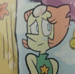 gg-rain:  Comic Pearl faintly blushing. Cutie