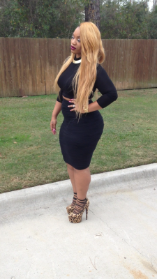 cccxvi:  bigbeautifulblackgirls:  My top is a croped polo neck long sleeve from Ebay,  skirt is from Bar III  my shoes are from London Trash  she is WERKIN this outfit. 