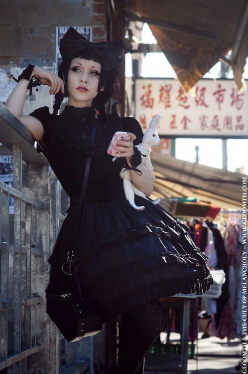 the-gloomth:  Gloomth’s “Carmilla“ dress