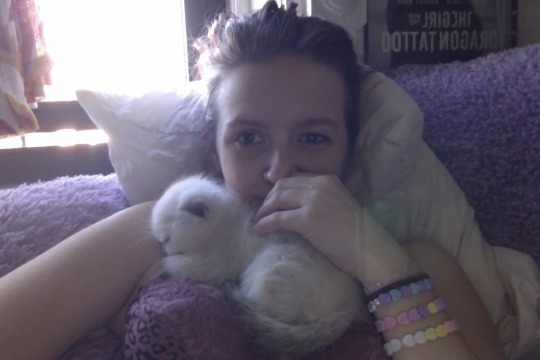 ameliastardust:  SOMEONE PLEASE EXPLAIN TO ME HOW I’M SUPPOSED TO GET WORK DONE 