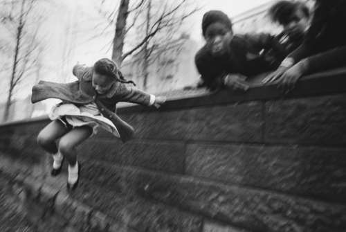 bobbycaputo:    Attitude: Portraits by Mary Ellen Mark,1964–2015  