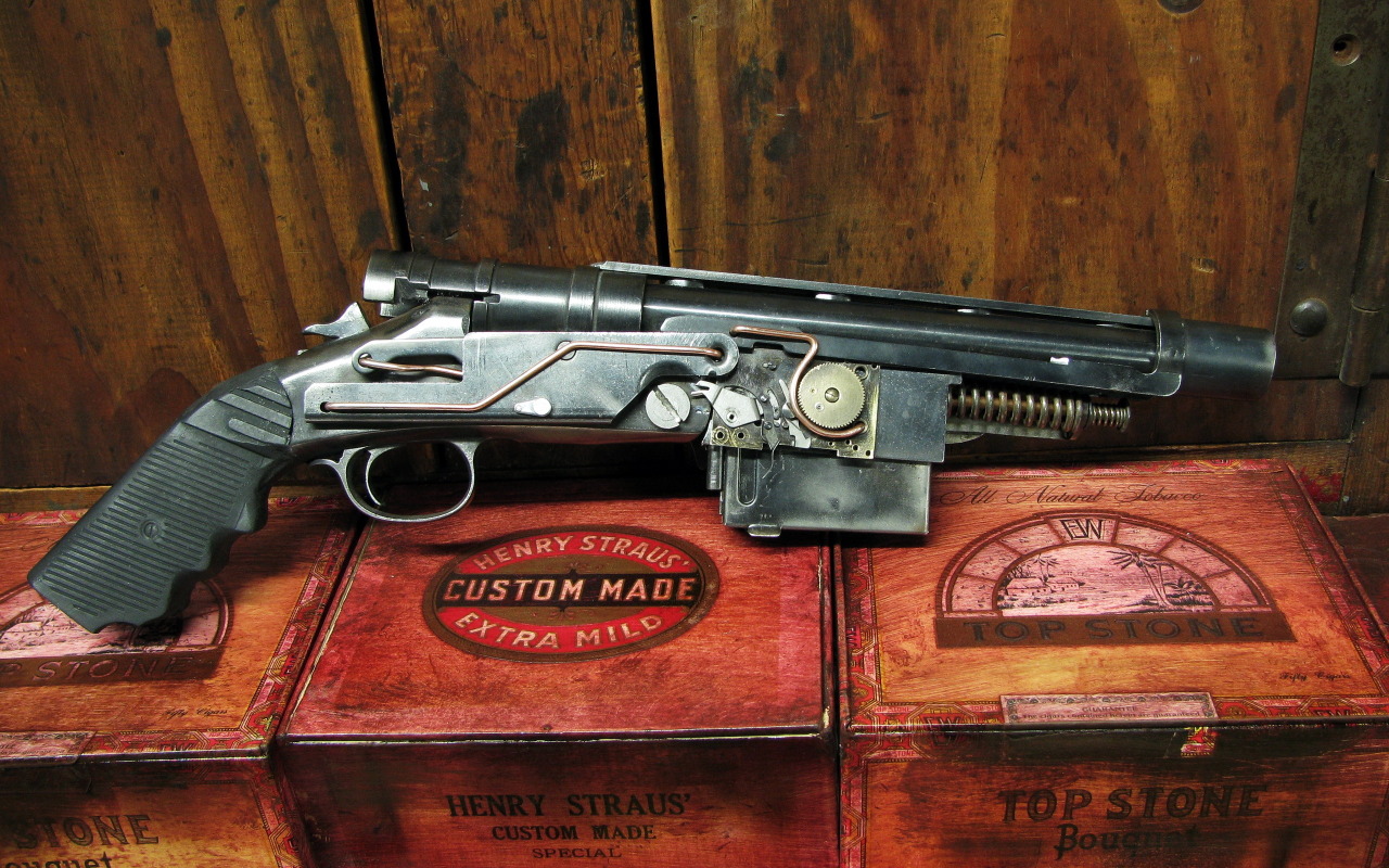cerebralzero:  pinksalmun:  cerebralzero:  what is this beast? that’s a single