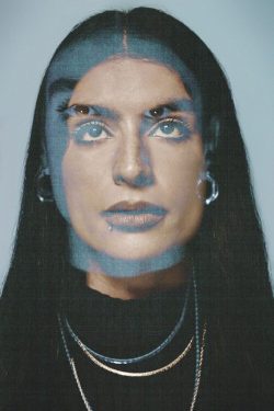 laroth:  //Sevdaliza//