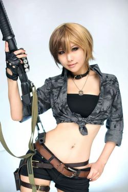 hottestcosplayer:  Hottest Cosplayer features the hottest cosplayers from around the world! Submit your photos to be featured! It can be 1 or 50 photos! 