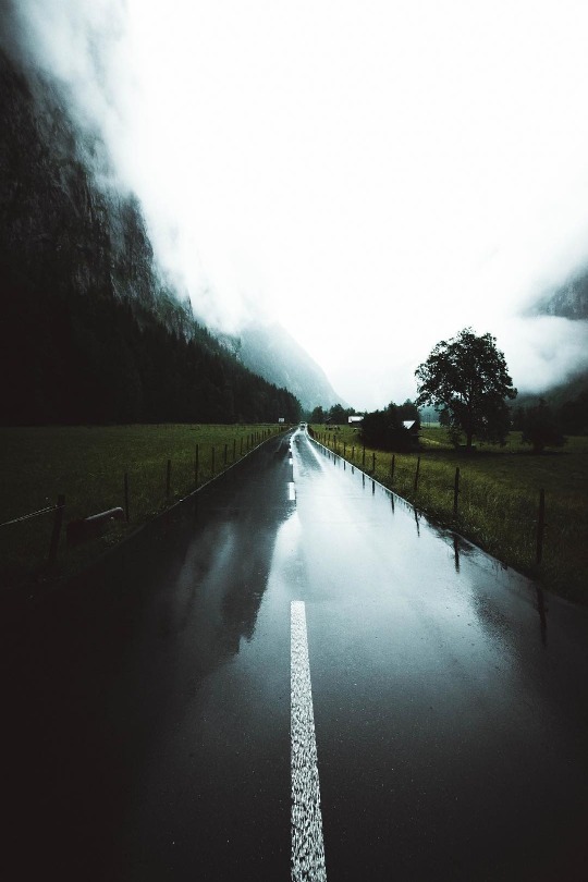 maureen2musings:    Roads to heaven     joshua_fuller   