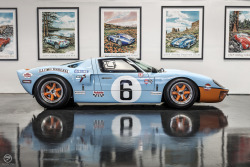 itcars:  Superformance Ford GT40 Image by