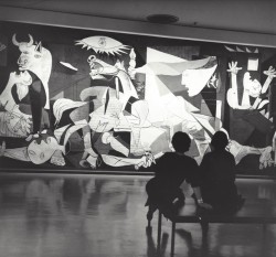 marckald:Kees Scherer     Guernica by Picasso,  Moma New York City   1959