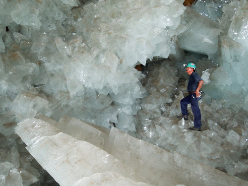 Porn Pics bebemoon:caves of giant selenite crystals