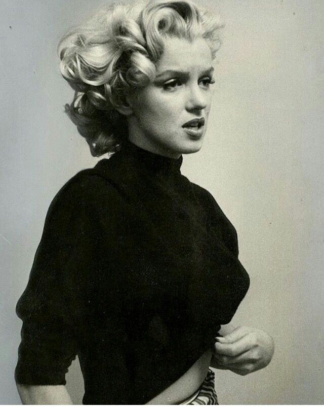 elsiemarinamonroe:Marilyn Monroe by Ben Ross, 1953.