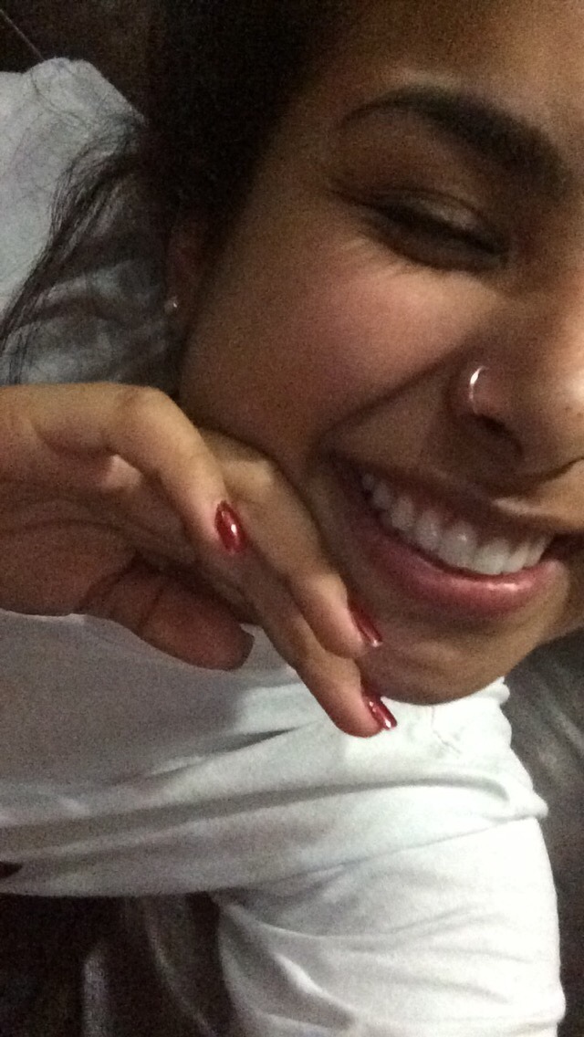 bluelikebella:  I was nominated by @explosivemontezuma for the selfie challenge 🌚