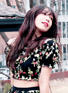 eunjieveryday:  queen of spring 🙇 