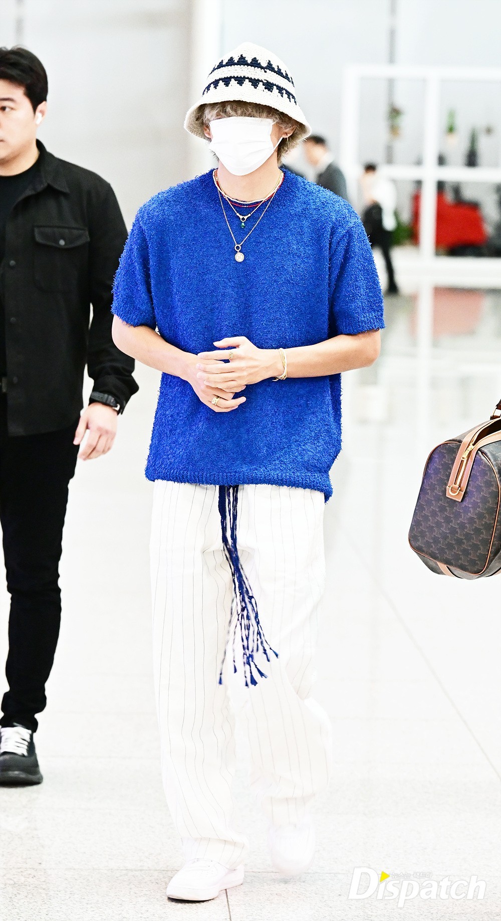 Airport Fashion — V- May 31st 2023