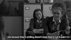 be-cutfree-and-hope:  Follow a depression blog with a little pinch of happiness.