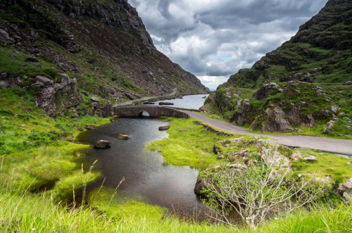 putdownthepotato:Gap of Dunloe, Co. Kerry by Zig_Rob 