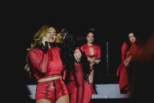 7/27 Tour- Fifth Harmony (2016/2017)That’s My GirlMiss Movin’ OnSledgehammerReflectionTh