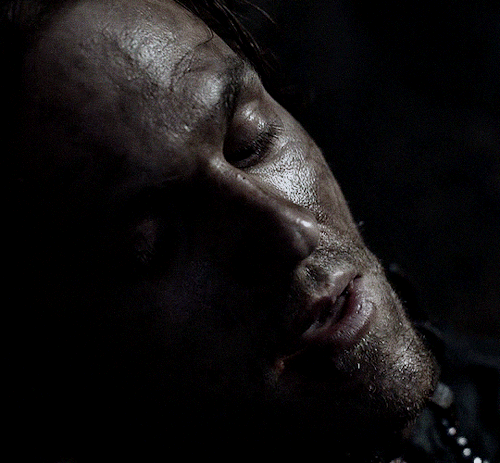 Charlie Vickers As Halbrand/Sauron In The Rings Of Power 2.01 "Elven Kings Under The Sky"