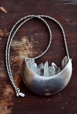 boholiciously:Crescent Moon Quartz Necklace