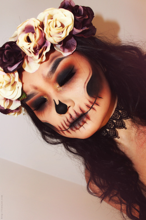 Smokey Skull Halloween Makeup Look ▷ LienJae.Com. 
