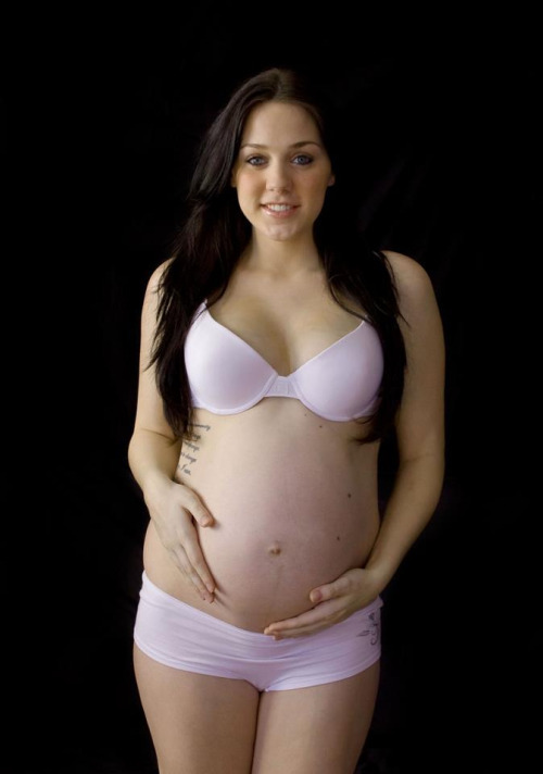 deliciously-prego: CuntBomb.Com “start some shit”