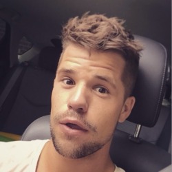 tabloidheat101:  Congrats To Charlie Carver