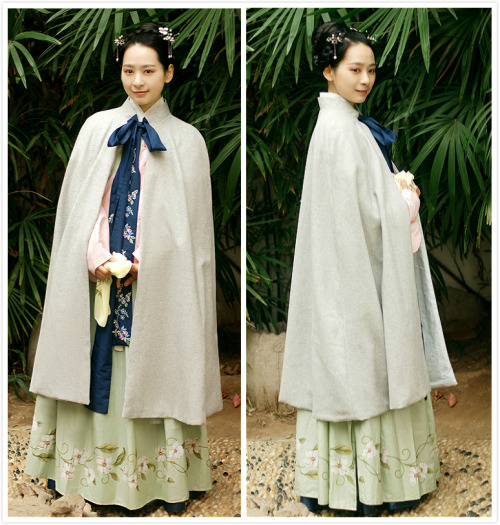 Chinese hanfu collection, winter cloaks, by 清辉阁( Qinghuige )