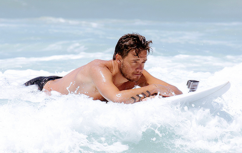  Liam surfing today (21.10)                      