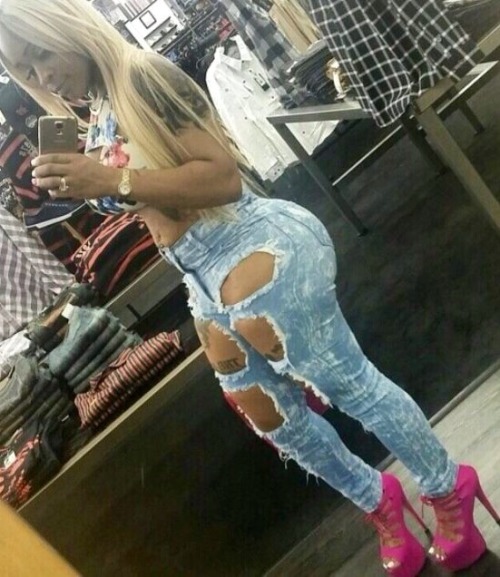 luvnthebooty:Luvnthebooty.tumblr.com/submit