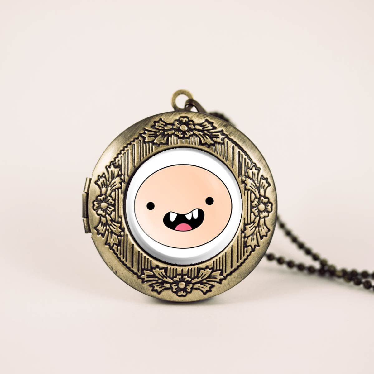 geeksngamers:  Geeky Lockets - Created by CapturedMySoul These designs and more