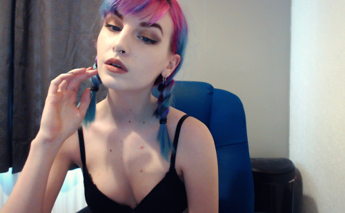 missmikalo:  what am i doing