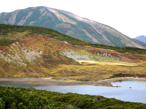 白馬乗鞍岳より 白馬大池，雷鳥坂，雪倉岳