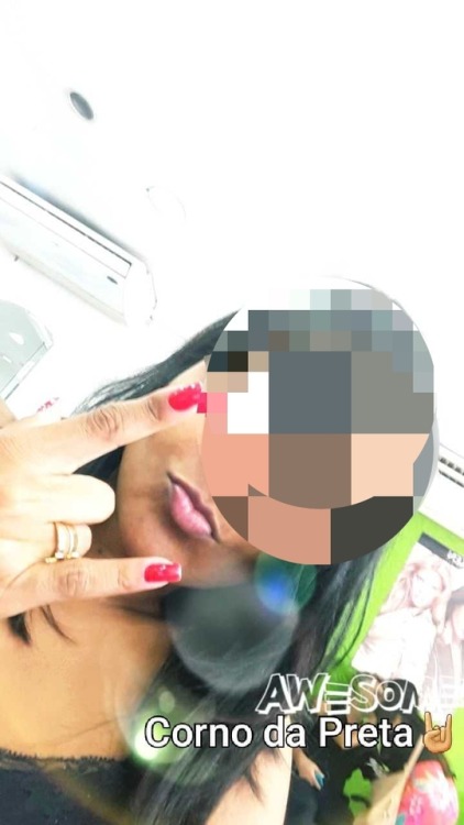 corno-da-preta:O que será que ela estava insinuando? O que ela queria me dizer? Linda, gostos