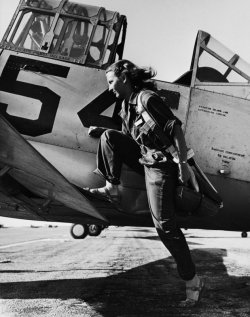  “A pilot of the U.S. Women’s Air Force Service at Avenger Field, Texas, in 1943” by Peter Stackpole (via LIFE) 