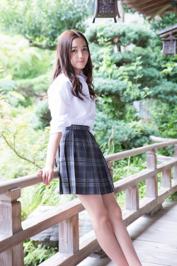 amazingkawaiibomb:  加藤玲奈