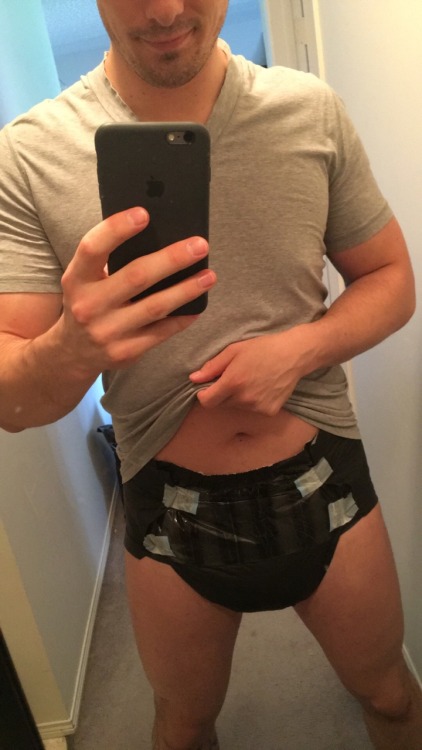 cbf89:  Wearing my Black Diapers tonight porn pictures