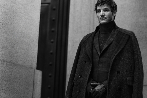 berpl:miss-love:cursethecosmos:regencyswan:Pedro Pascal for Interview Magazine October 2014In honor 