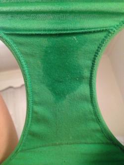 Bumberboy69:  Jessaodessa:  I Just Soaked My Panties. Four Orgasms In Fifteen Minutes